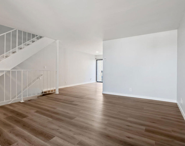 29239 Heathercliff Road - Photo Thumbnail 6
