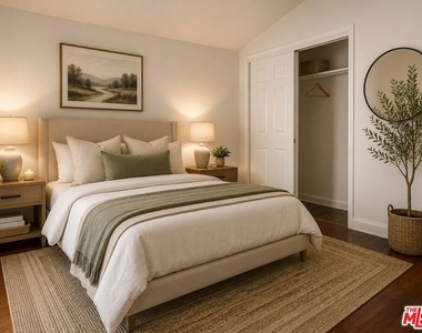 1125 N Genesee Avenue - Photo Thumbnail 6