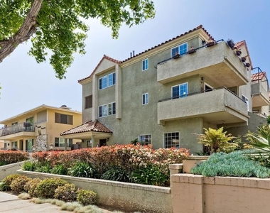 2138 E 1st Street - Photo Thumbnail 2