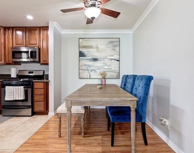 2138 E 1st Street - Photo Thumbnail 7