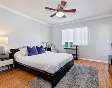 2138 E 1st Street - Photo Thumbnail 17