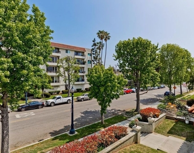2138 E 1st Street - Photo Thumbnail 14