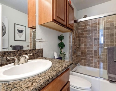 2138 E 1st Street - Photo Thumbnail 19