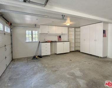 1515 Indiana Avenue - Photo Thumbnail 42