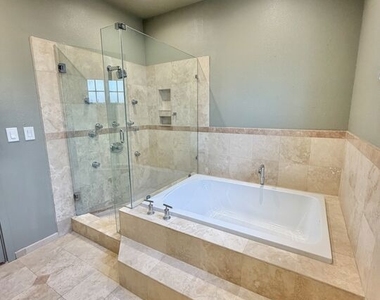 1515 Indiana Avenue - Photo Thumbnail 23