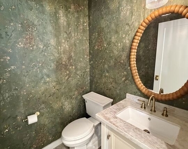 1515 Indiana Avenue - Photo Thumbnail 11