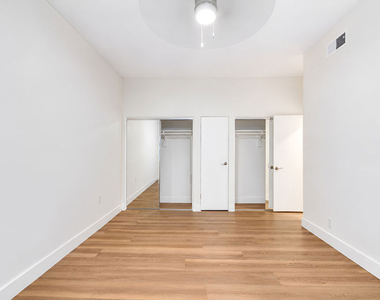 134 S Elm Drive - Photo Thumbnail 17