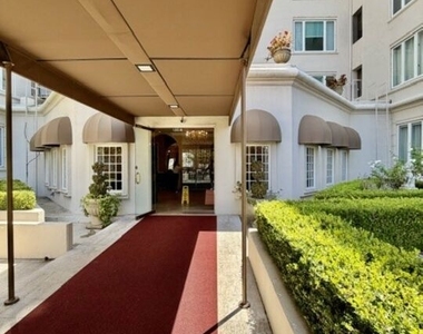 1424 N Crescent Heights Boulevard - Photo Thumbnail 25