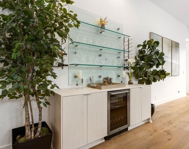 15030 Hartsook Street - Photo Thumbnail 14