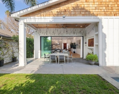 15030 Hartsook Street - Photo Thumbnail 32