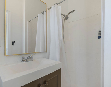8224 Vanscoy Avenue - Photo Thumbnail 9