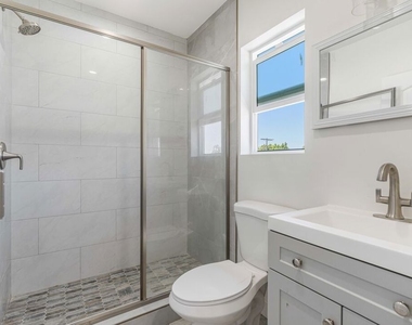 8224 Vanscoy Avenue - Photo Thumbnail 7