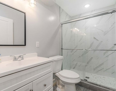 12000 Runnymede Street - Photo Thumbnail 8