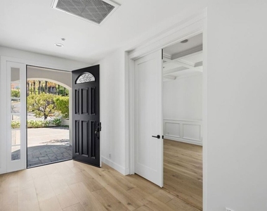 16802 Calle De Sarah - Photo Thumbnail 3