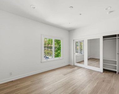 16802 Calle De Sarah - Photo Thumbnail 32