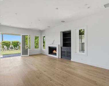 16802 Calle De Sarah - Photo Thumbnail 10