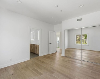 16802 Calle De Sarah - Photo Thumbnail 36
