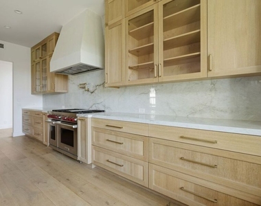 16802 Calle De Sarah - Photo Thumbnail 17