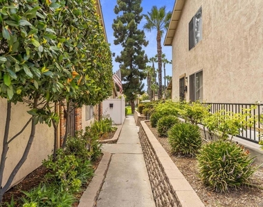 6908 Camphor Lane - Photo Thumbnail 26