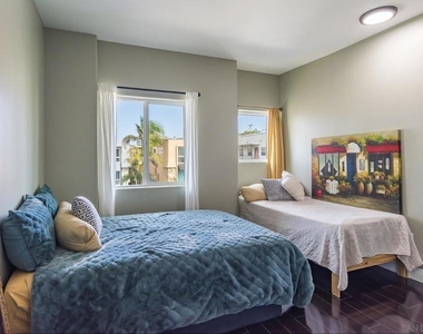 4741 Point Loma Ave - Photo Thumbnail 31