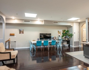 4741 Point Loma Ave - Photo Thumbnail 63