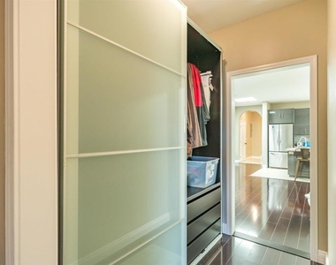 4741 Point Loma Ave - Photo Thumbnail 11