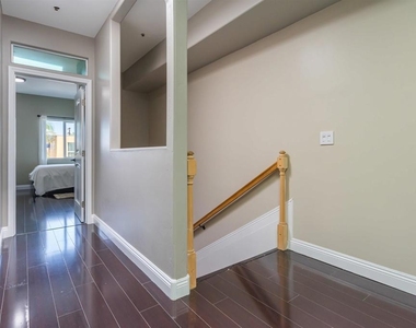 4741 Point Loma Ave - Photo Thumbnail 15
