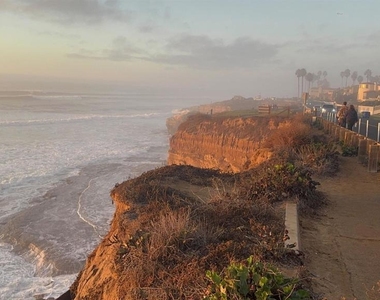 4741 Point Loma Ave - Photo Thumbnail 35