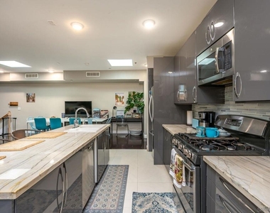 4741 Point Loma Ave - Photo Thumbnail 64