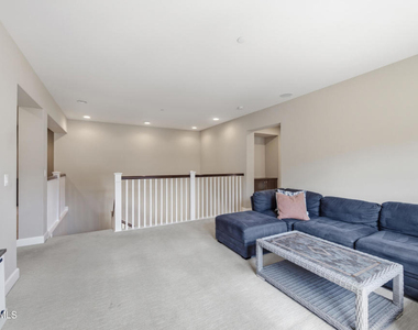 138 Mayflower Street - Photo Thumbnail 26