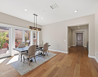 138 Mayflower Street - Photo Thumbnail 6