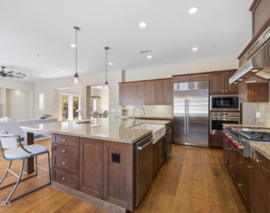 138 Mayflower Street - Photo Thumbnail 15