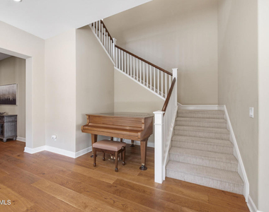 138 Mayflower Street - Photo Thumbnail 23