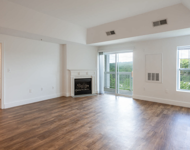 790 Willard Street - Photo Thumbnail 49