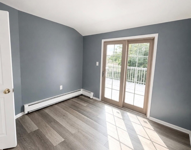 14308 Farmers Boulevard - Photo Thumbnail 1