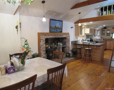 463 Mountain Road - Photo Thumbnail 6