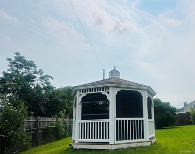 12 Cliff Street - Photo Thumbnail 15