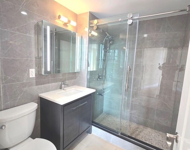 65-18 Austin Street - Photo Thumbnail 8