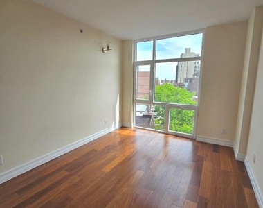 65-18 Austin Street - Photo Thumbnail 9