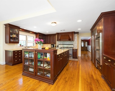 235 Centre Island Road - Photo Thumbnail 5