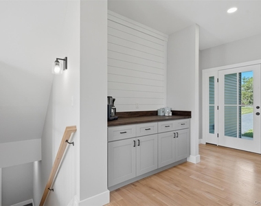 112 Pine Grove Road - Photo Thumbnail 29