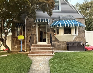 71 Ribbon Street - Photo Thumbnail 1