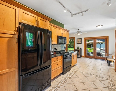 281 Piermont Avenue - Photo Thumbnail 17