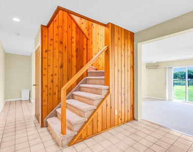 1394 Main Road - Photo Thumbnail 10