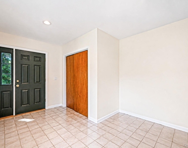 1394 Main Road - Photo Thumbnail 1