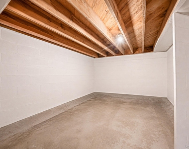 1394 Main Road - Photo Thumbnail 23