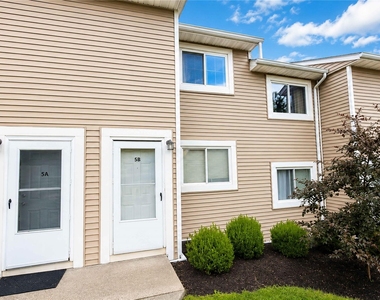 5 Fishkill Glen Drive - Photo Thumbnail 1