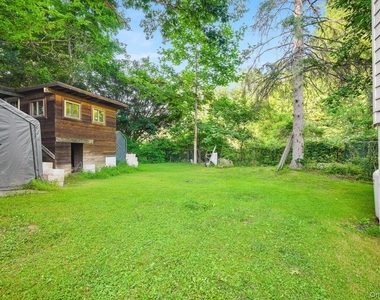 2 Greene Road - Photo Thumbnail 16
