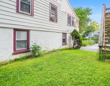 2 Greene Road - Photo Thumbnail 15