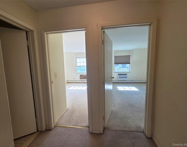 12-29 Diane Place - Photo Thumbnail 20